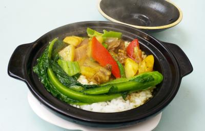 煲仔飯技術(shù)制作 臘味排骨煲仔飯制作